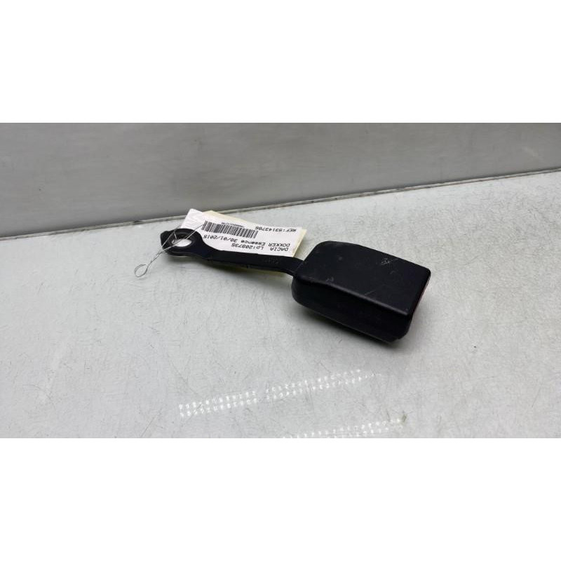 Attache ceinture avant droit DACIA DOKKER Photo n°3