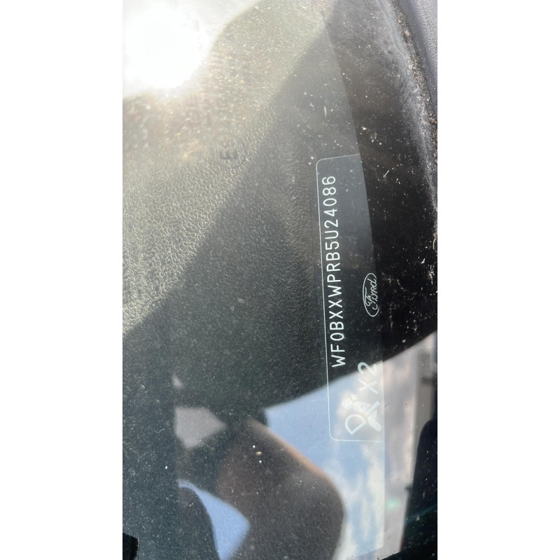 Porte avant droit FORD KA 1 Photo n°17