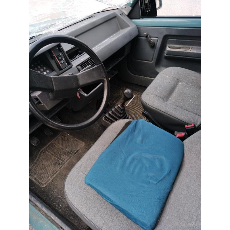 Attache ceinture arriere gauche RENAULT SUPER 5 Photo n°4