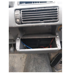 Attache ceinture arriere gauche RENAULT SUPER 5