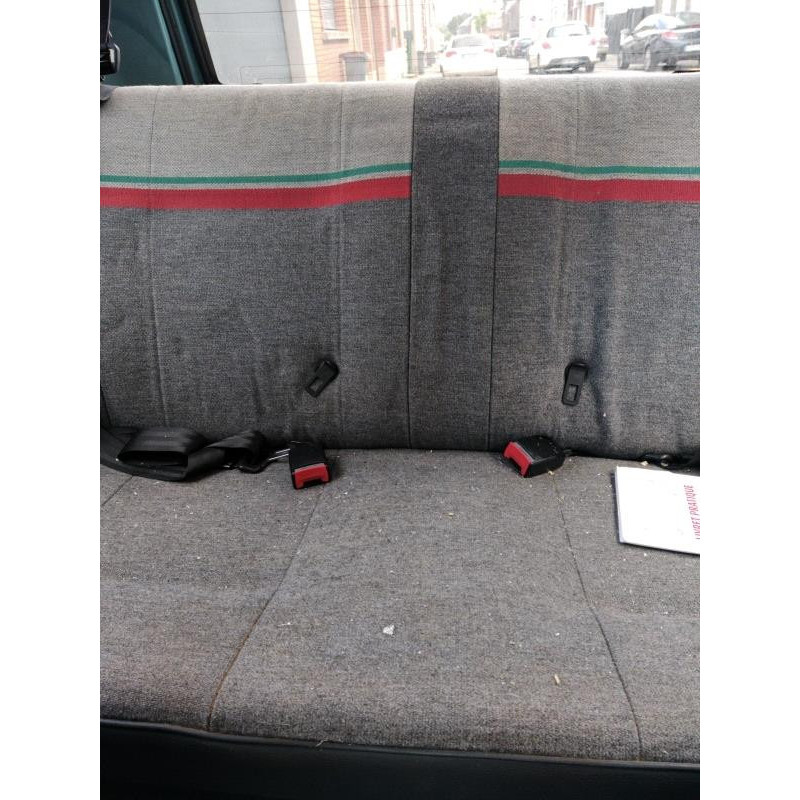 Attache ceinture arriere gauche RENAULT SUPER 5 Photo n°13