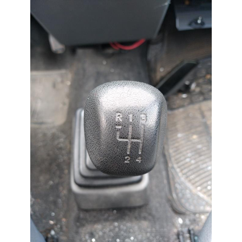 Attache ceinture arriere gauche RENAULT SUPER 5 Photo n°14