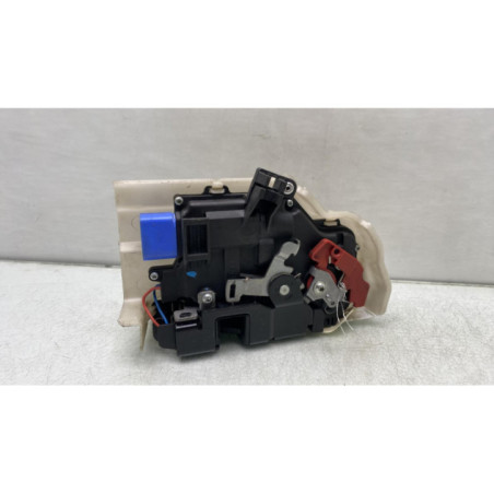 Serrure avant droit VOLKSWAGEN TOURAN 1