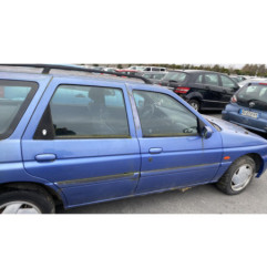 Feu arriere principal gauche (feux) FORD ESCORT 6