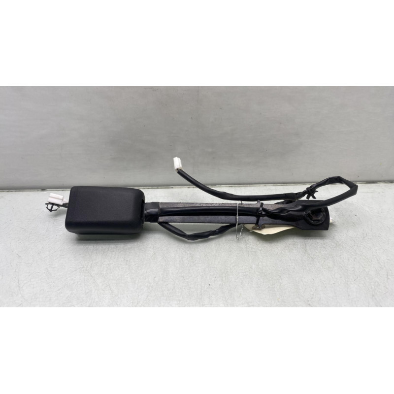 Attache ceinture avant droit NISSAN JUKE 1 Photo n°2