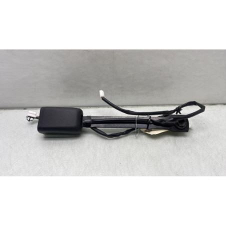 Attache ceinture avant droit NISSAN JUKE 1