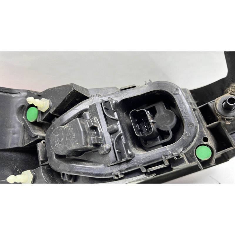 Feu arriere principal droit (feux) RENAULT CLIO 4 Photo n°4
