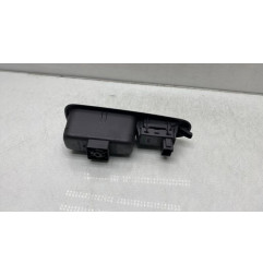 Interrupteur de leve vitre arriere gauche PEUGEOT 3008 1