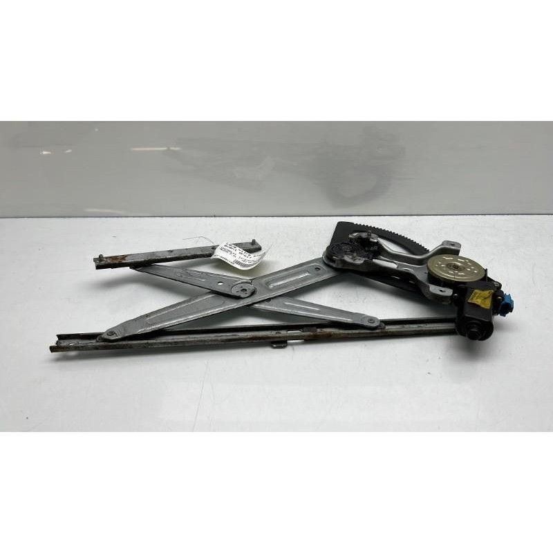 Leve vitre electrique avant droit CHEVROLET REZZO Photo n°5