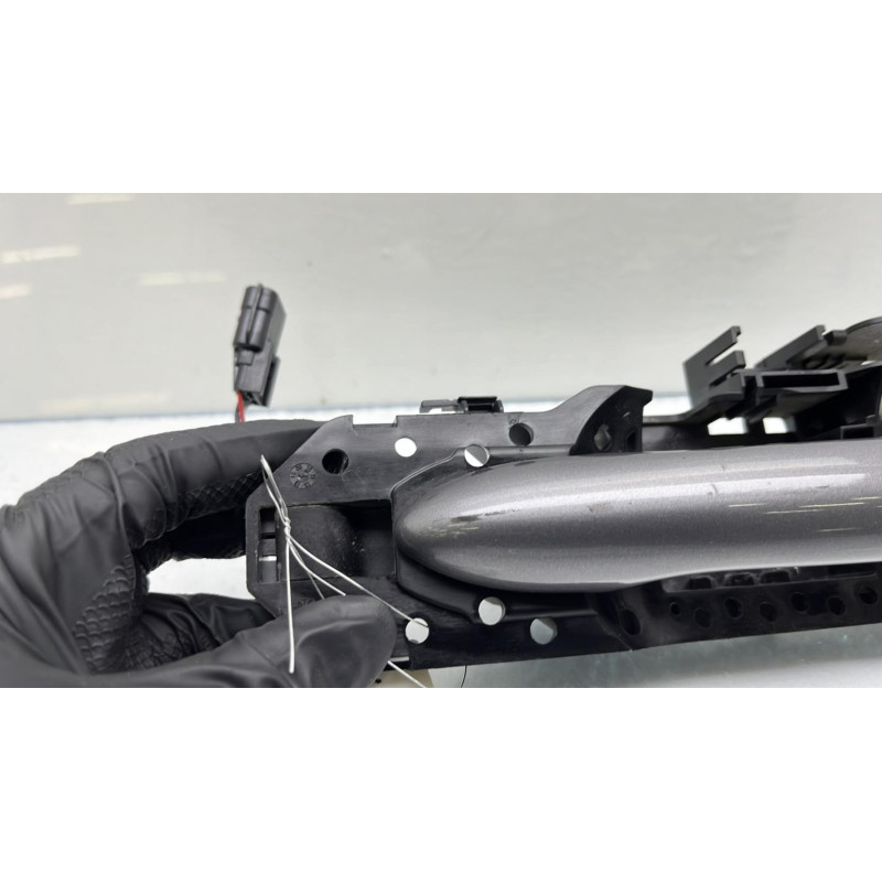 Poignee porte avant droit RENAULT SCENIC 3 Photo n°2