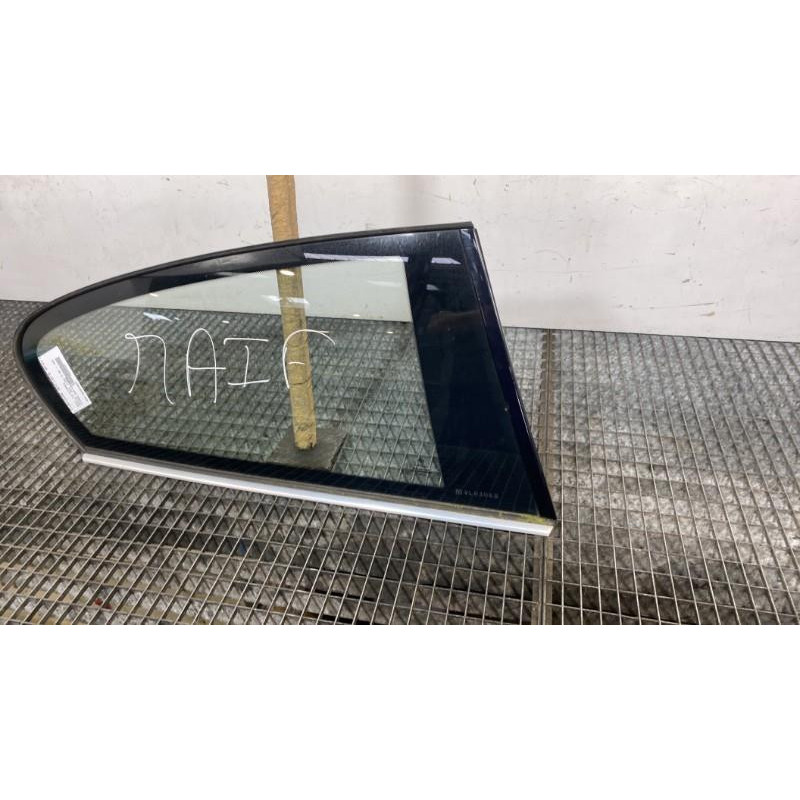 Custode arriere droit BMW SERIE 1 E81 Photo n°2