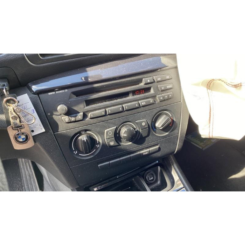 Custode arriere droit BMW SERIE 1 E81 Photo n°12