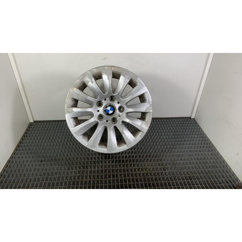 Jante BMW SERIE 1 E87 Photo n°3