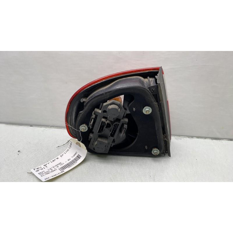 Feu arriere principal droit (feux) SEAT TOLEDO 2 Photo n°2