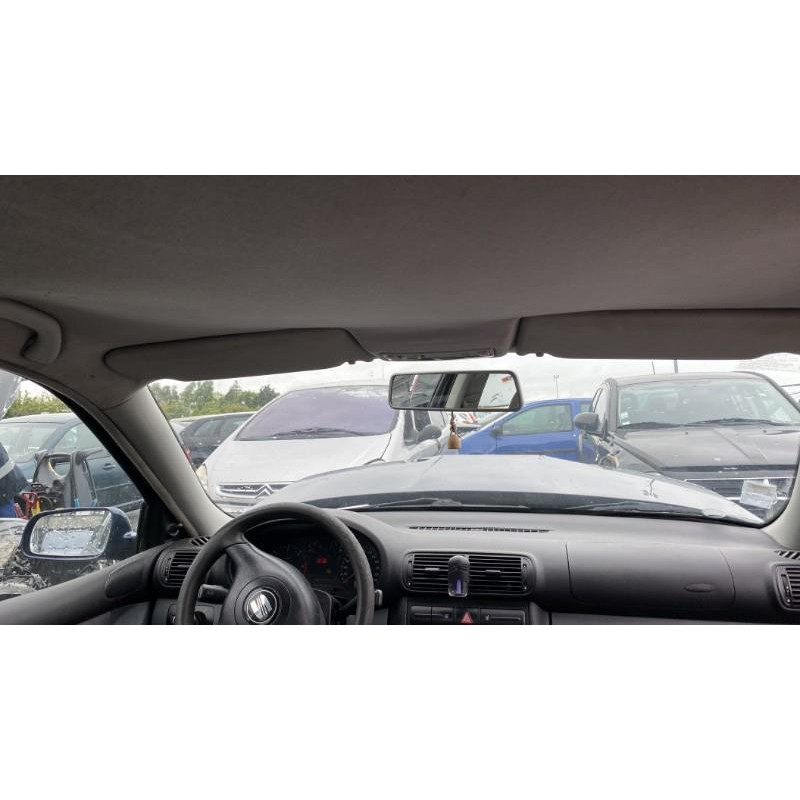 Feu arriere principal droit (feux) SEAT TOLEDO 2 Photo n°5