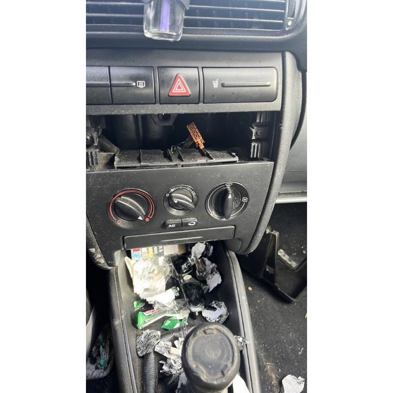 Feu arriere principal droit (feux) SEAT TOLEDO 2 Photo n°7