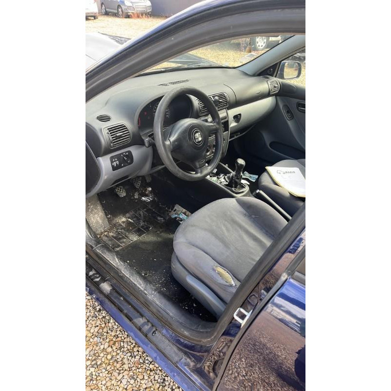 Feu arriere principal droit (feux) SEAT TOLEDO 2 Photo n°11