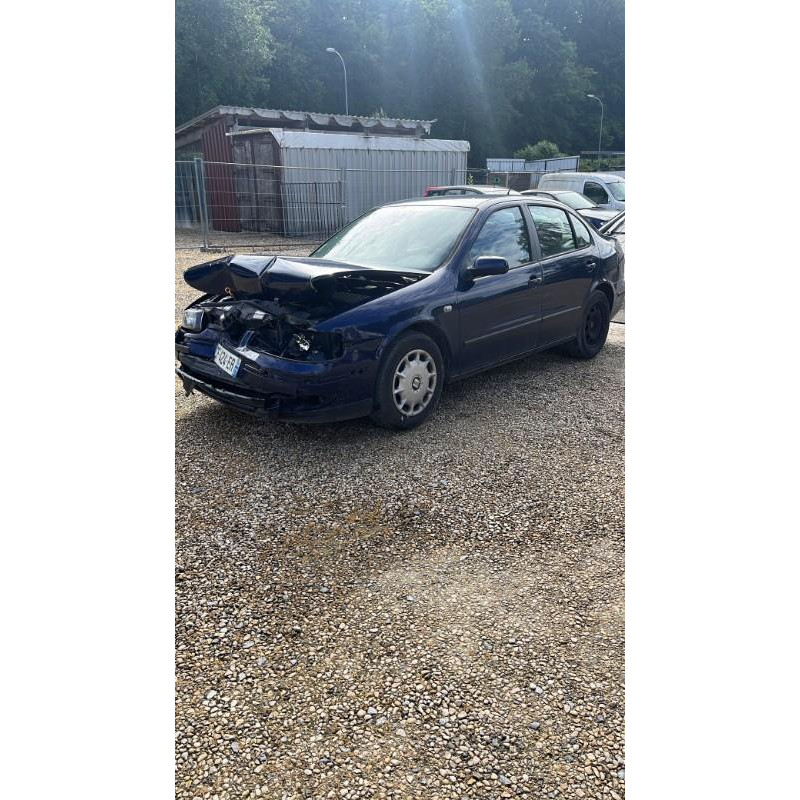Feu arriere principal droit (feux) SEAT TOLEDO 2 Photo n°13