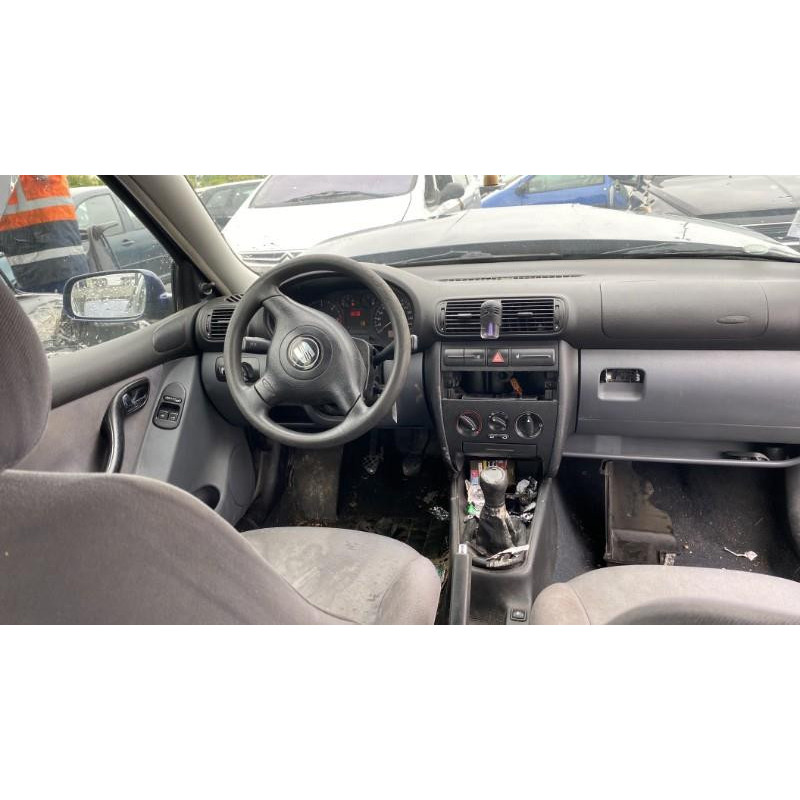 Feu arriere principal droit (feux) SEAT TOLEDO 2 Photo n°15