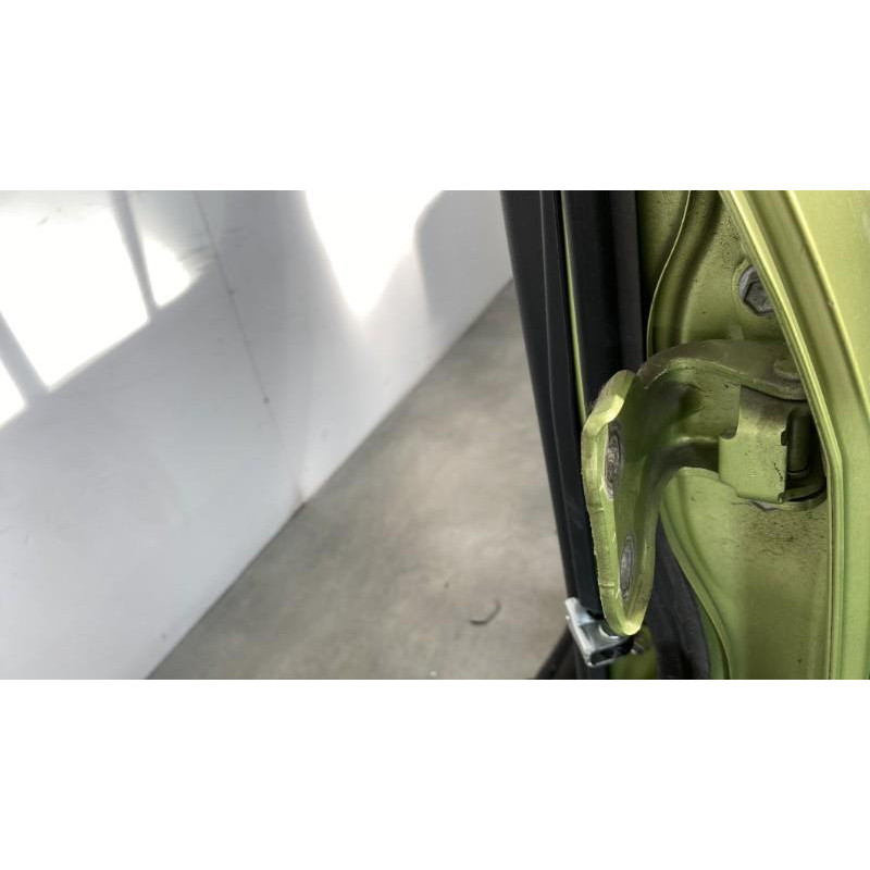 Porte arriere gauche DAIHATSU CUORE 3 Photo n°1