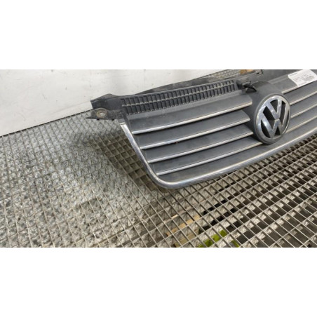 Calandre VOLKSWAGEN PASSAT 4
