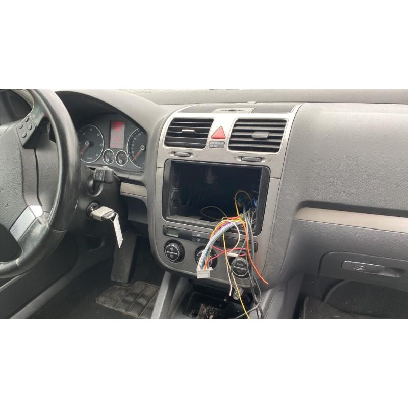 Serrure avant droit VOLKSWAGEN GOLF 5 Photo n°16