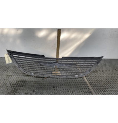Calandre CHRYSLER VOYAGER 4