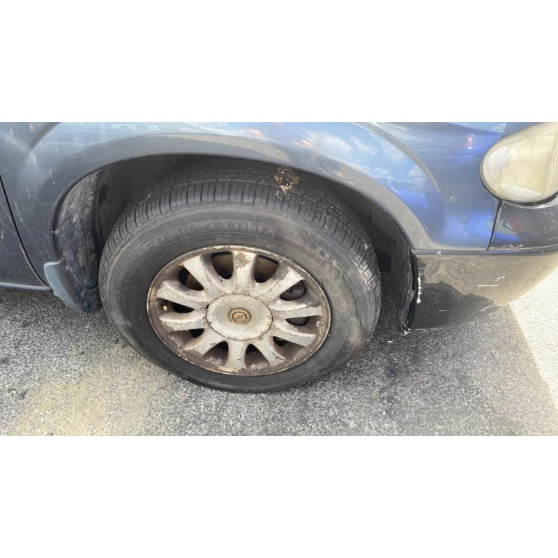 Calandre CHRYSLER VOYAGER 4 Photo n°6