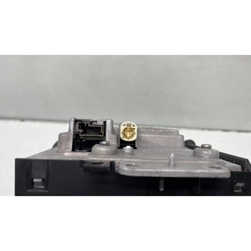 Ecran GPS CITROEN C4 2 Photo n°4