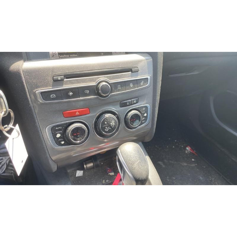 Ecran GPS CITROEN C4 2 Photo n°10