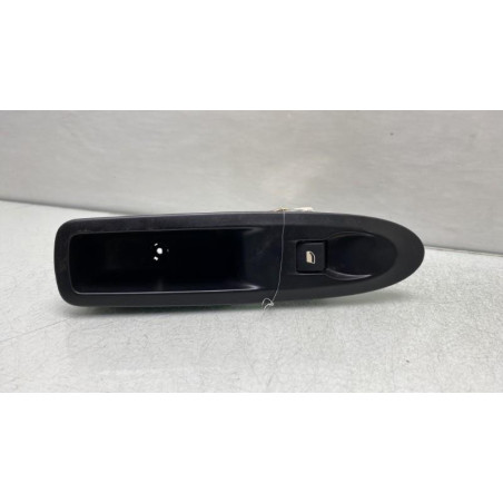 Interrupteur de leve vitre arriere droit CITROEN C4 2