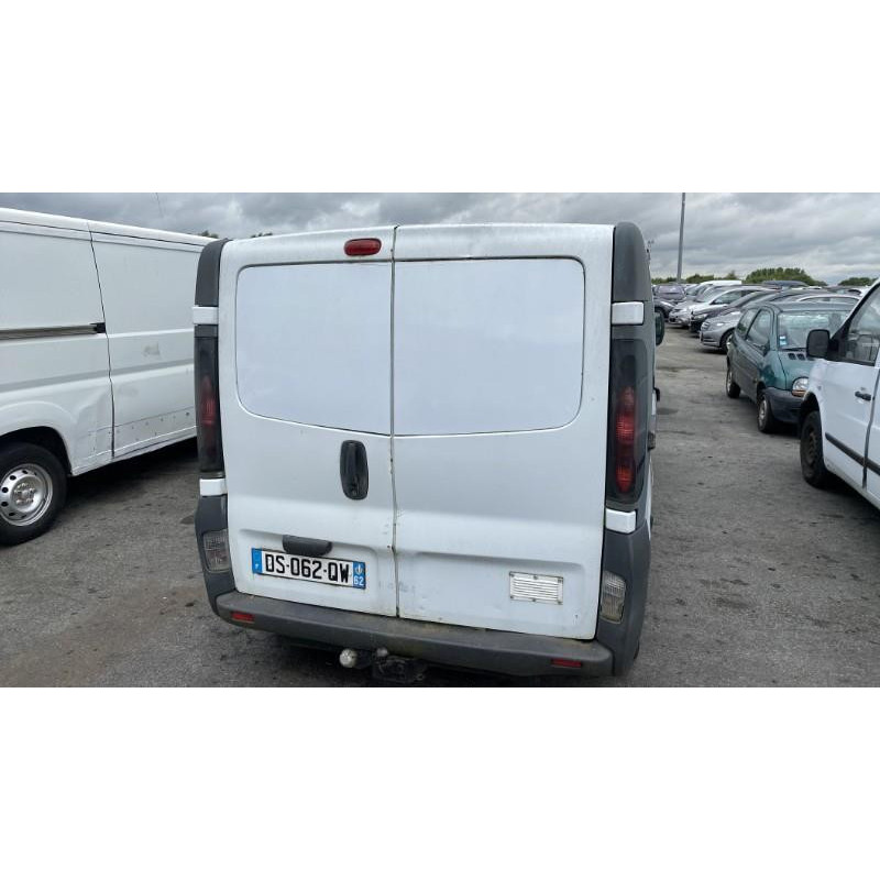 Pare choc avant OPEL VIVARO 1 Photo n°8