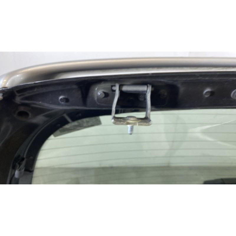 Malle/Hayon arriere RENAULT TWINGO 2 Photo n°9