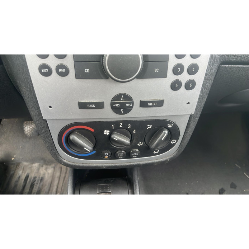 Porte avant gauche OPEL CORSA C Photo n°14