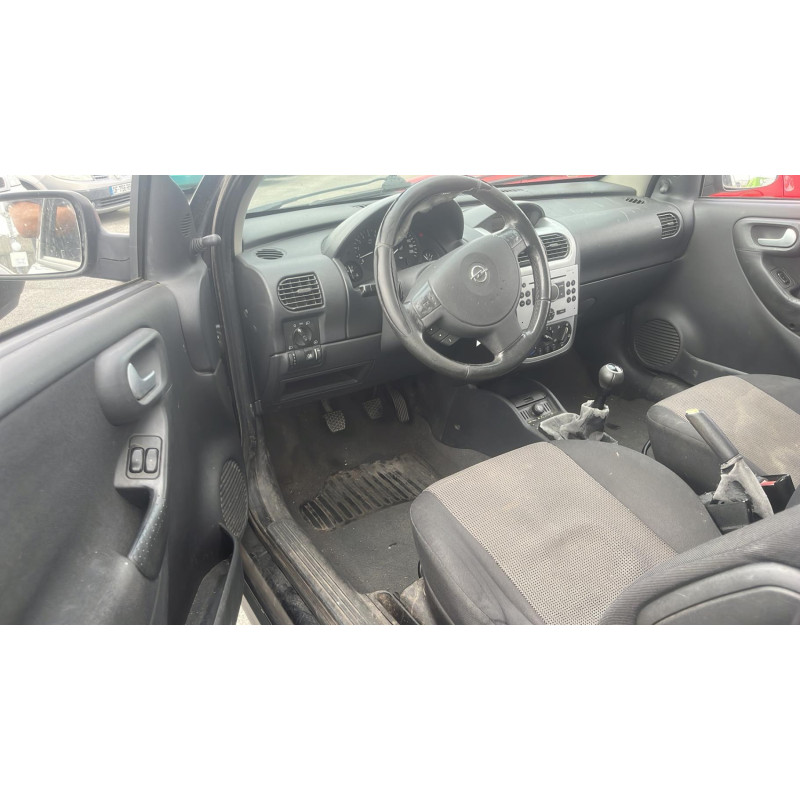 Porte avant gauche OPEL CORSA C Photo n°15