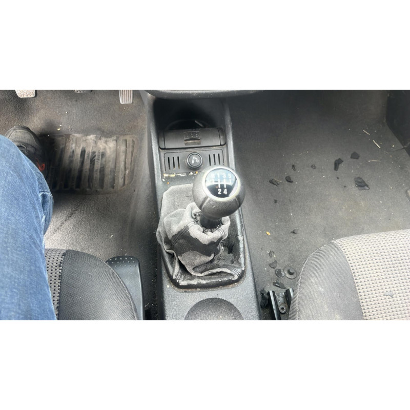 Porte avant gauche OPEL CORSA C Photo n°18