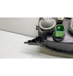 Optique avant principal gauche (feux)(phare) FORD FIESTA 4