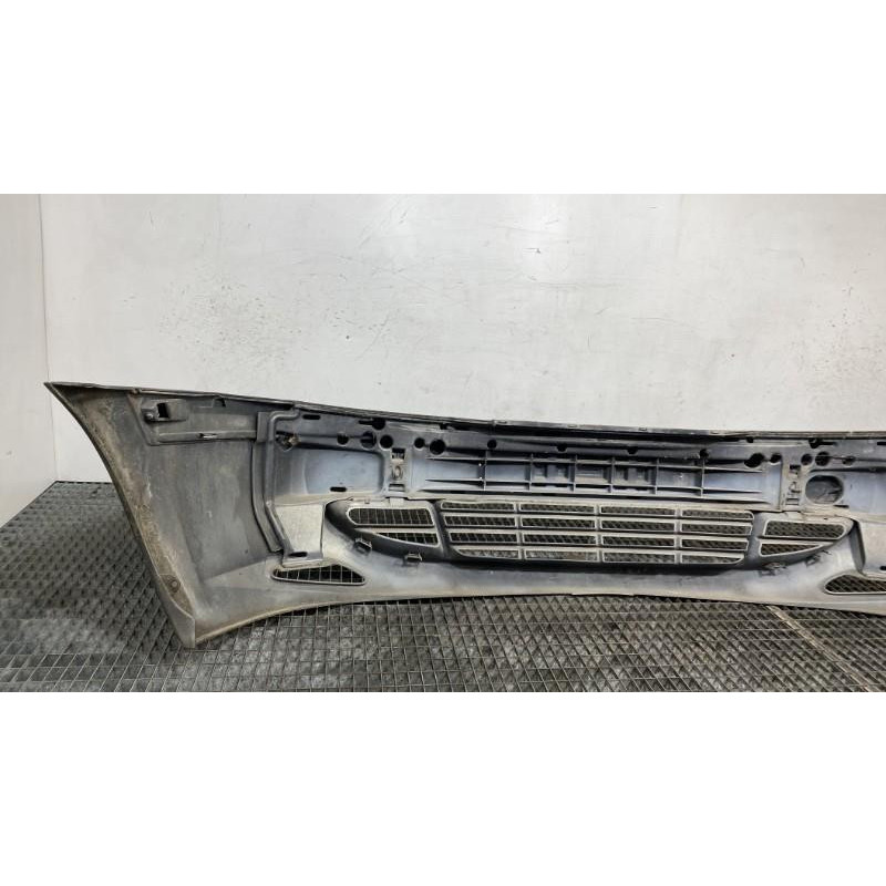 Pare choc avant FORD FIESTA 4 Photo n°4
