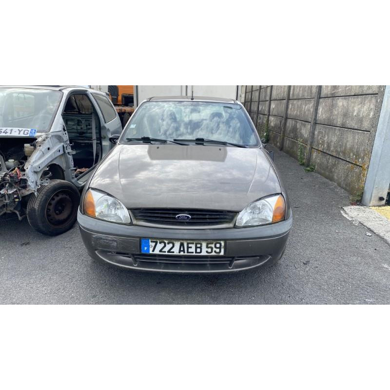 Pare choc avant FORD FIESTA 4 Photo n°7