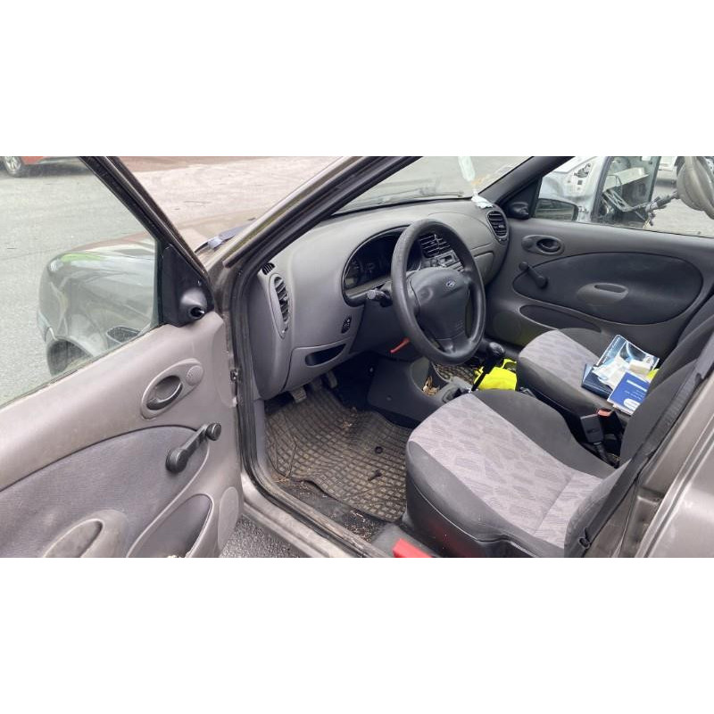 Pare choc avant FORD FIESTA 4 Photo n°8