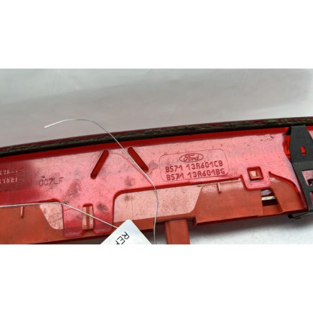 Feu arriere stop central FORD FOCUS 3