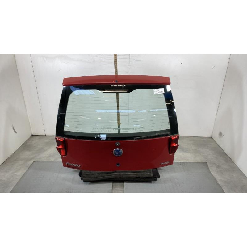 Malle/Hayon arriere FIAT PUNTO 2 Photo n°10