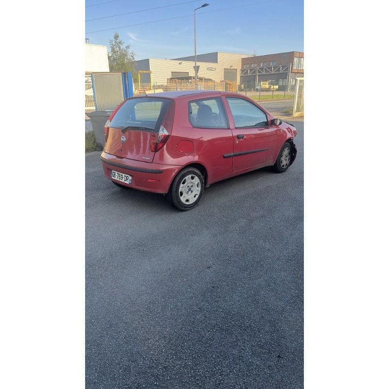 Malle/Hayon arriere FIAT PUNTO 2 Photo n°18