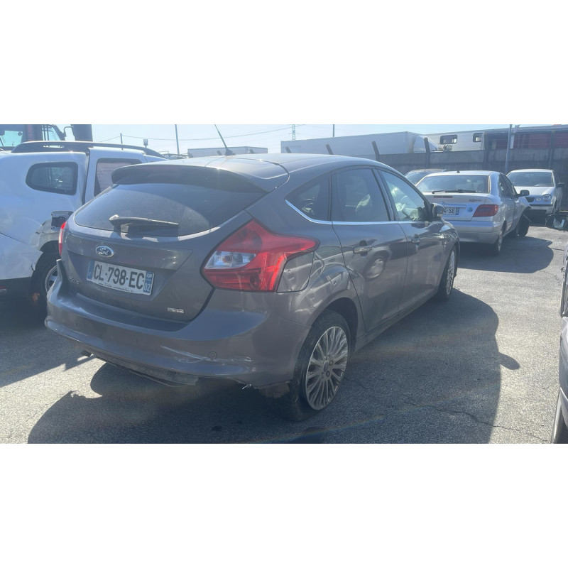 Calandre FORD FOCUS 3 Photo n°20