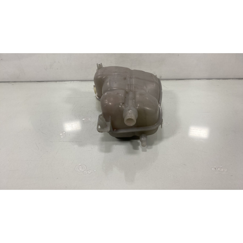 Vase d'expansion MERCEDES CLASSE CLA 118 Photo n°2