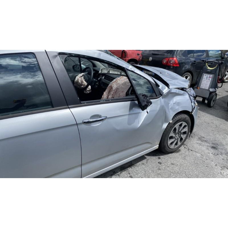 Feu arriere secondaire droit (feux) CITROEN C3 2 Photo n°6