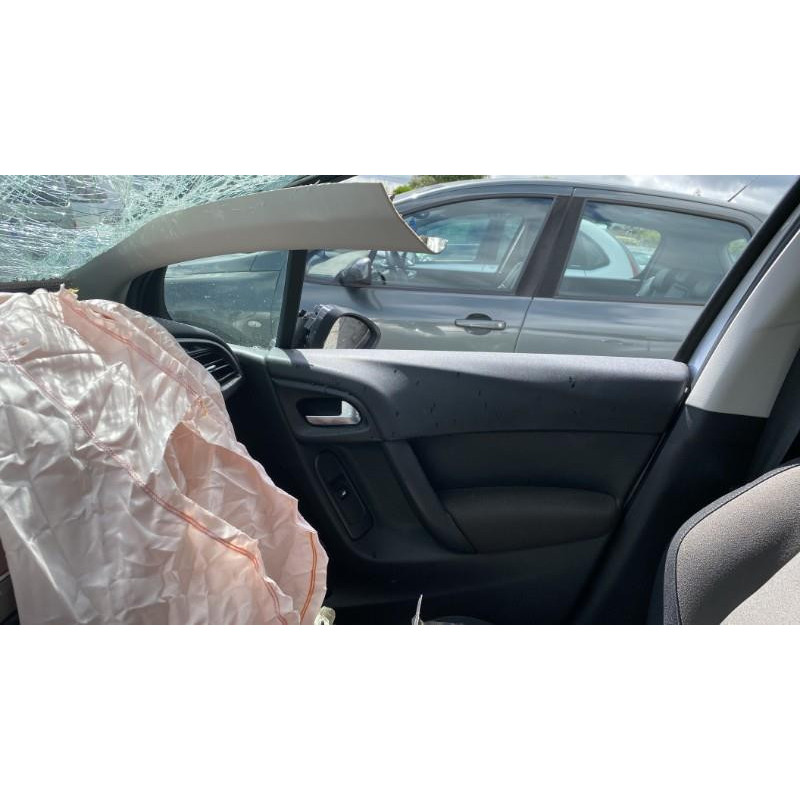 Feu arriere secondaire droit (feux) CITROEN C3 2 Photo n°8