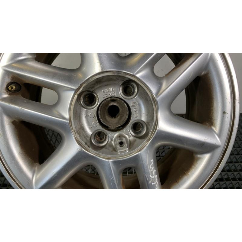 Jante RENAULT LAGUNA 1 Photo n°3