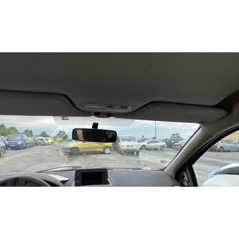 Boitier UCH RENAULT CLIO 3 Photo n°16