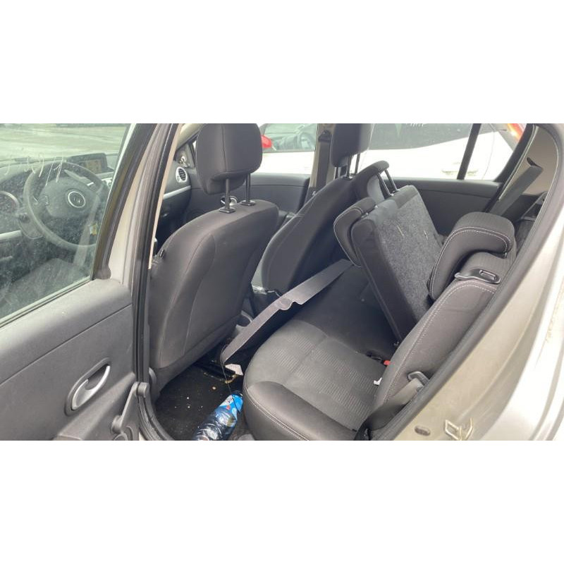 Boitier UCH RENAULT CLIO 3 Photo n°18